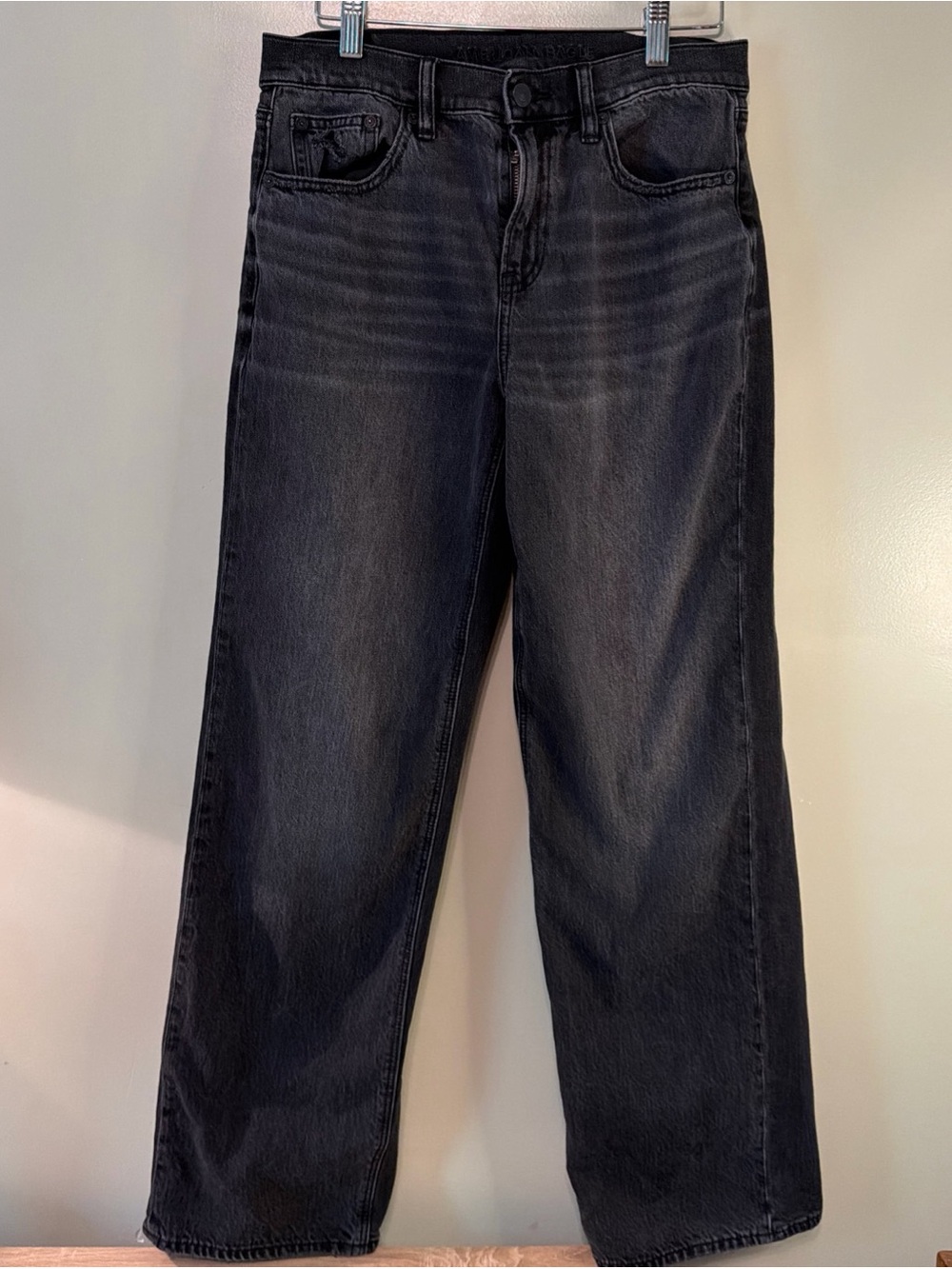 American Eagle Strigid Jeans Women’s Size 2 Black Gray Stretch Denim